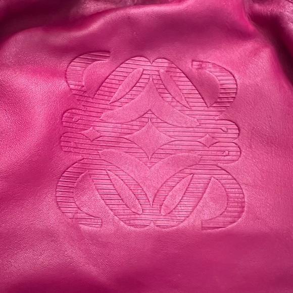 Authentic LOEWE Pink Hand Bag - Picture 3 of 16